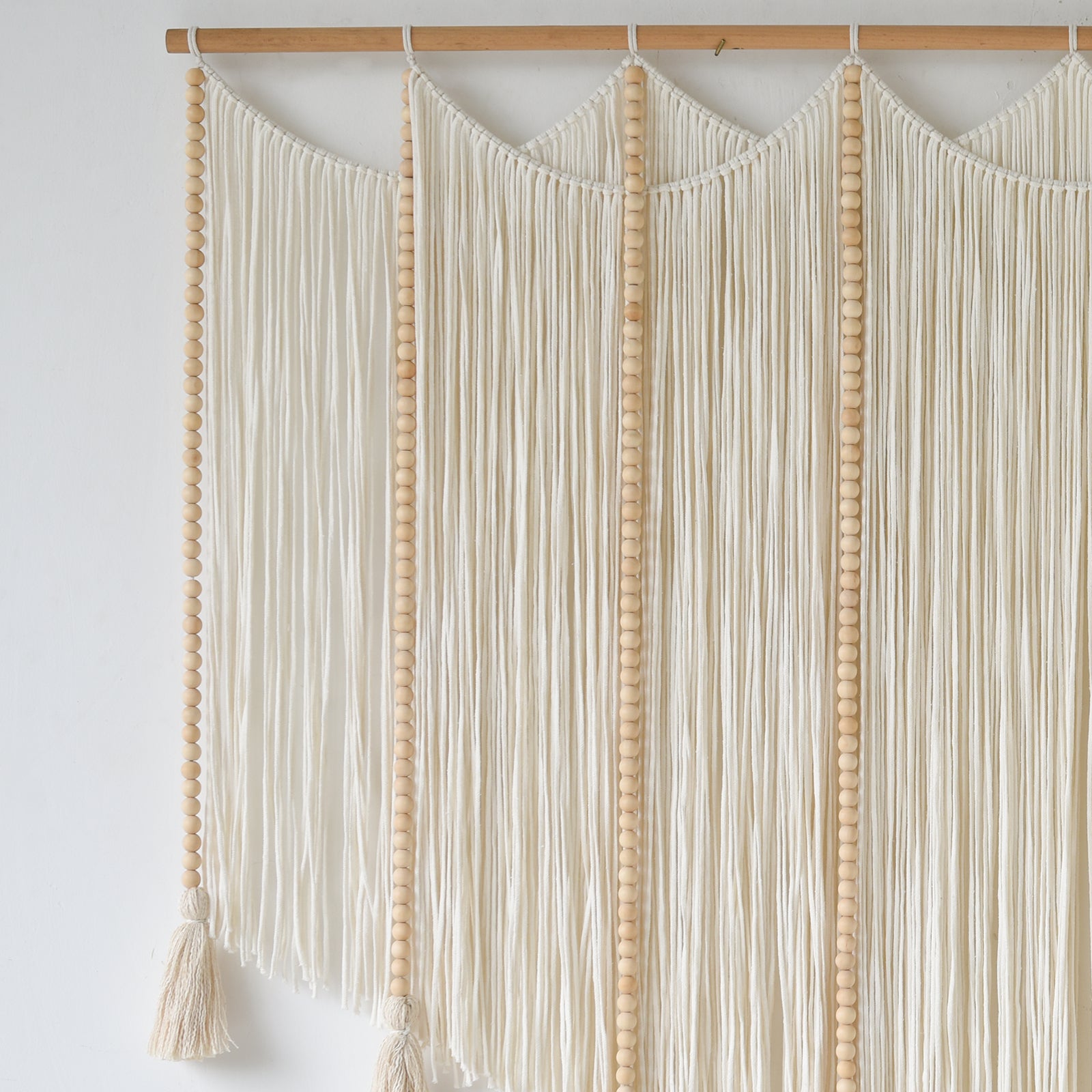 Macrame Wall Hanging White Beads Boho Wall Decor for Living Room Bedroom