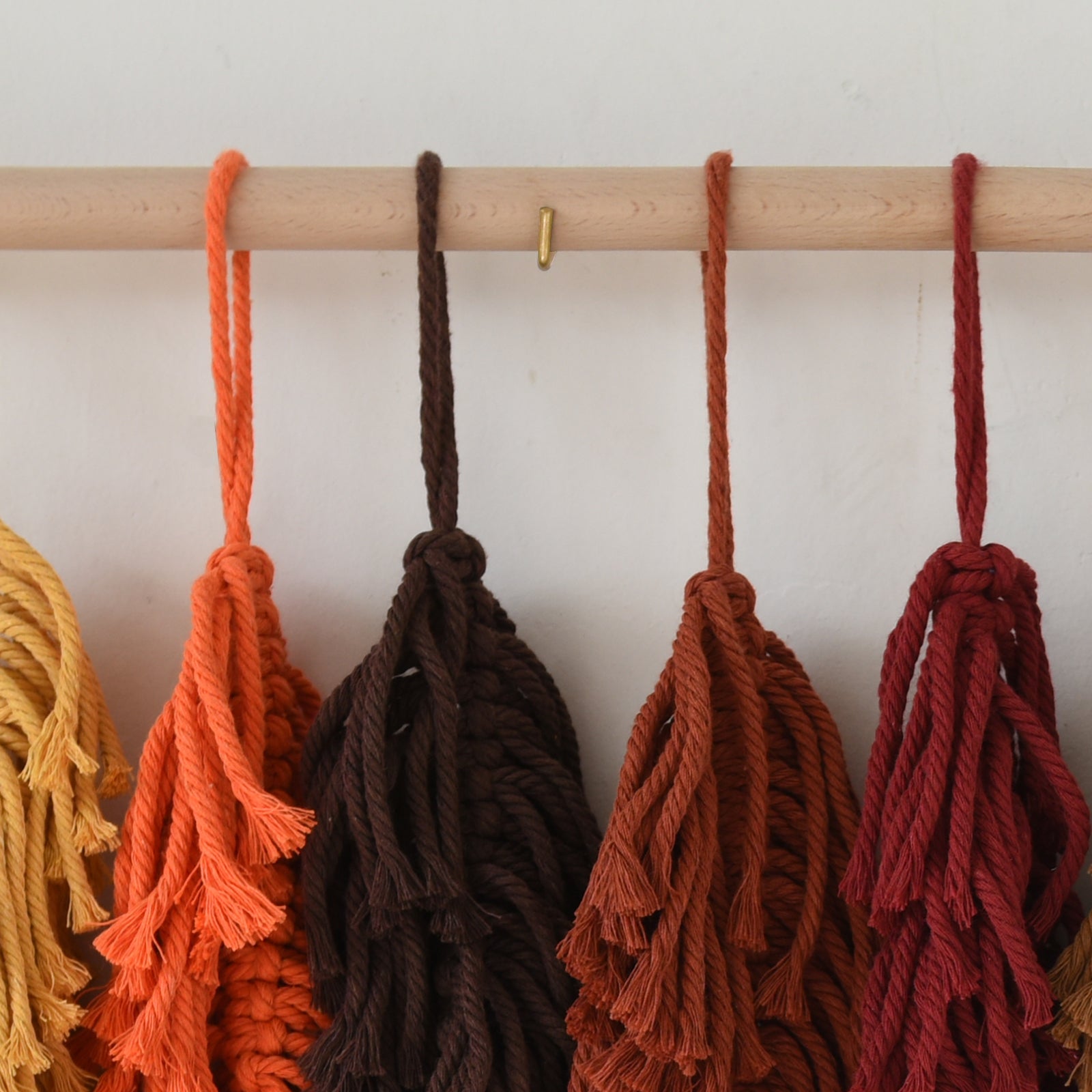 Jakalin Macrame Wall Hanging Leaf Colorful Yarn Feathers Boho Wall Decor